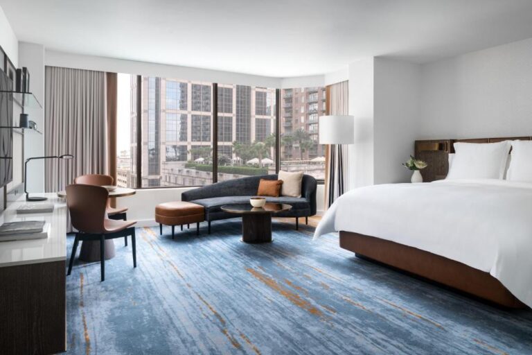 HOUSTON HONEYMOON